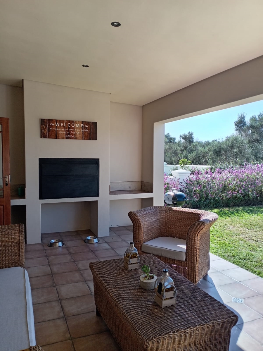 To Let 3 Bedroom Property for Rent in Croydon Olive Estate Western Cape